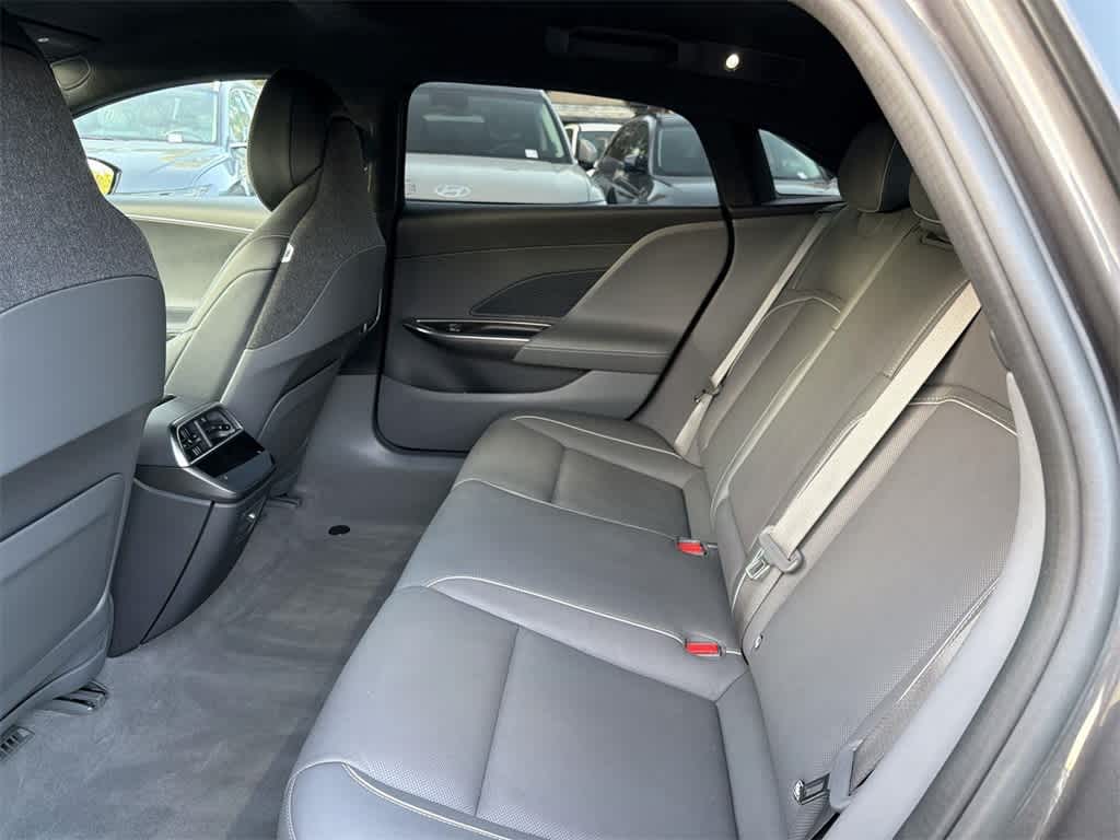 Thumbnail: 2024 Lucid Air - 28