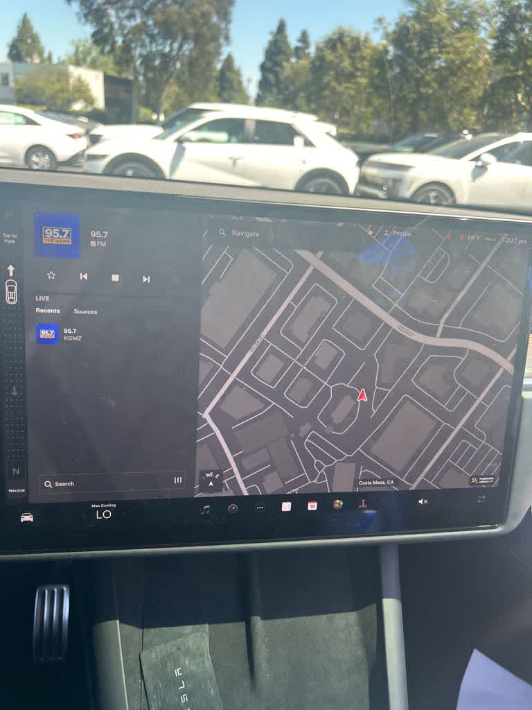 Thumbnail: 2023 Tesla Model X - 12