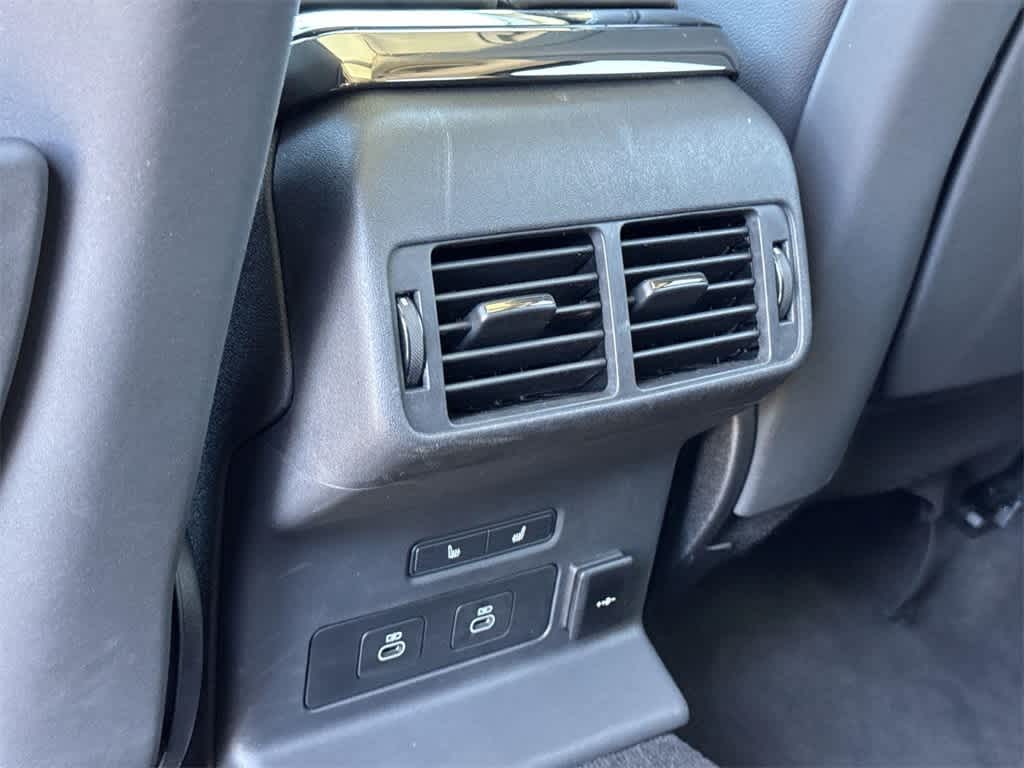 Thumbnail: 2024 Land Rover Range Rover Velar - 31