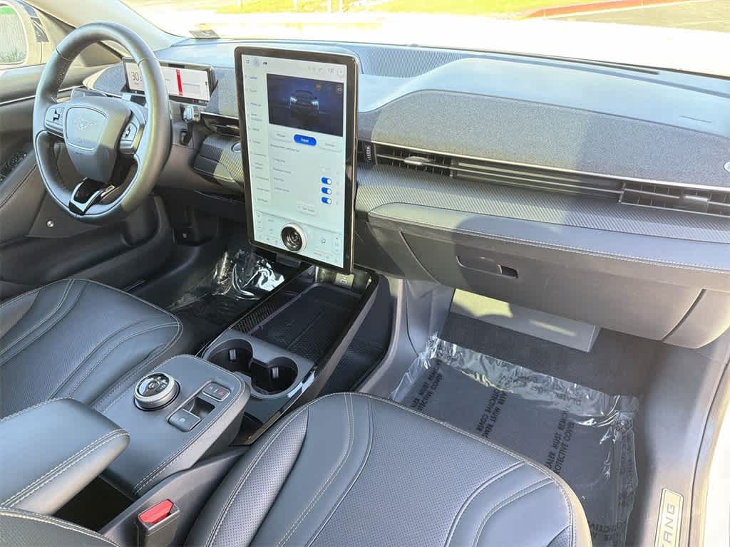 Thumbnail: 2021 Ford Mustang Mach-E - 43