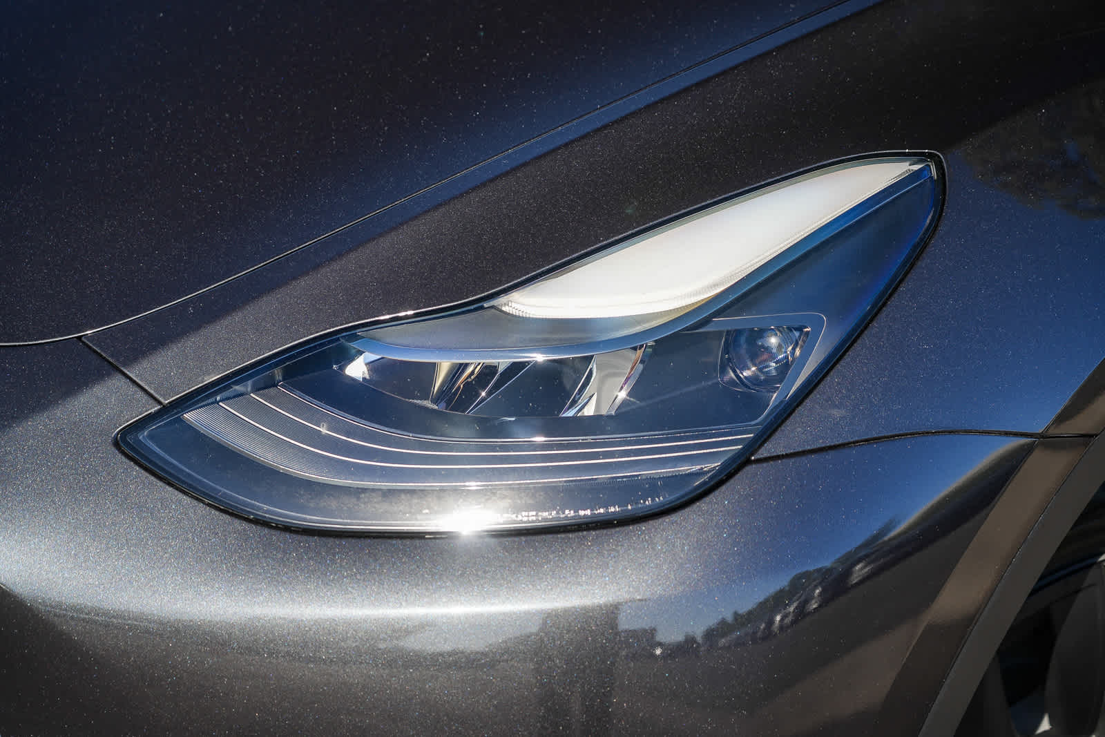 Used 2024 Tesla Model Y Long Range with VIN 7SAYGDEE0RF032121 for sale in Garden Grove, CA