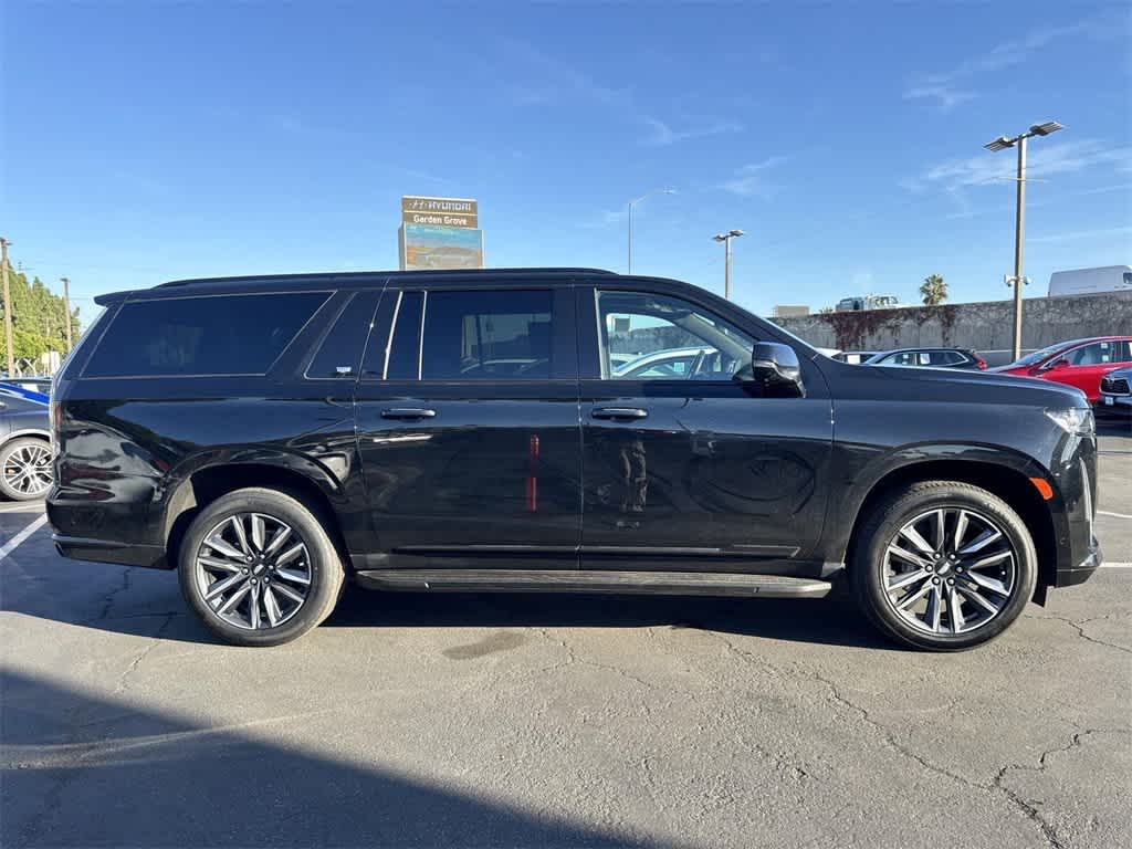 Thumbnail: 2023 Cadillac Escalade - 3