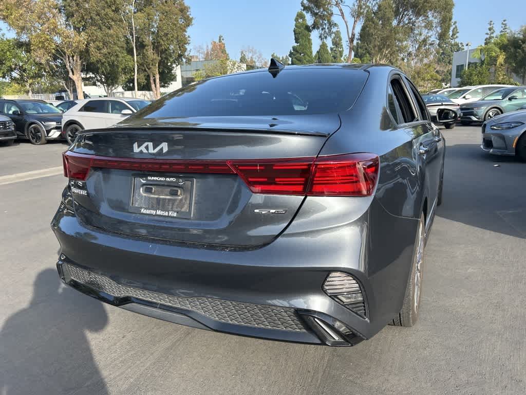 Thumbnail: 2024 Kia Forte - 3