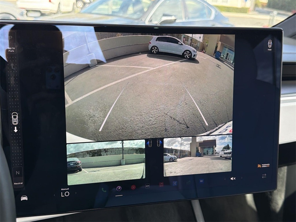 Thumbnail: 2023 Tesla Model X - 19