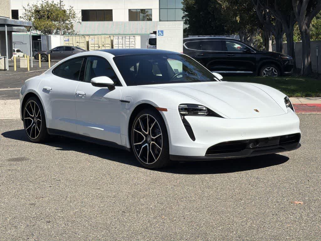 Thumbnail: 2023 Porsche Taycan - 7