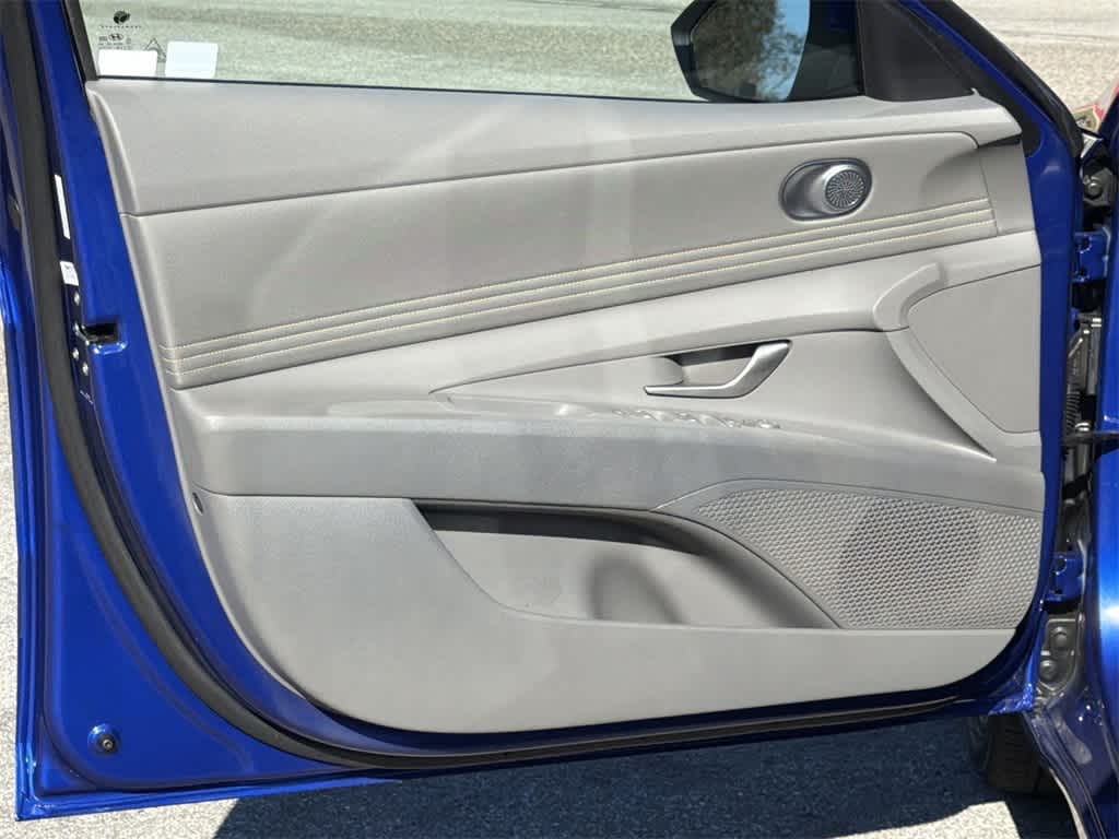 Thumbnail: 2023 Hyundai Elantra - 22