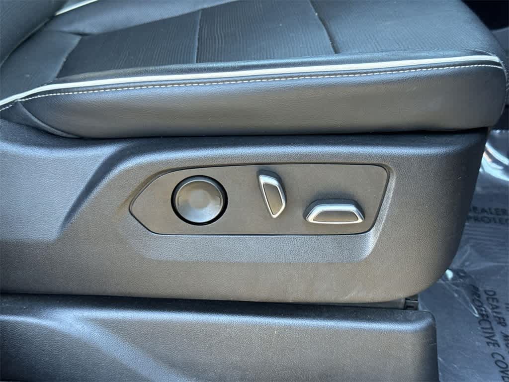 Thumbnail: 2023 Cadillac Escalade - 44