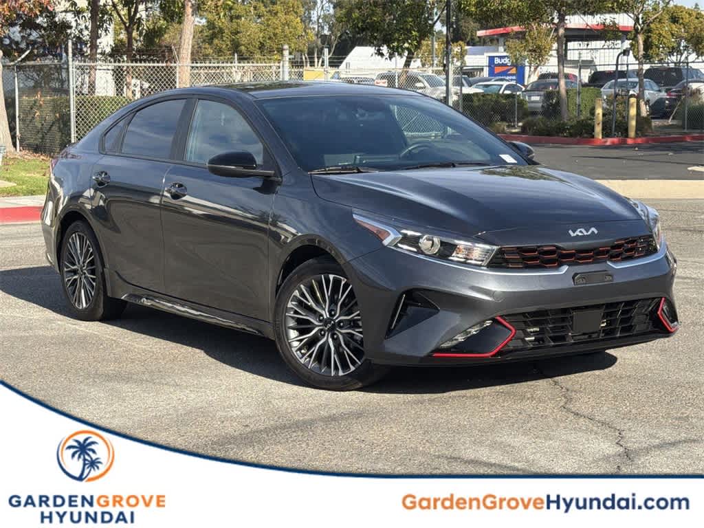 2024 Kia Forte GT-Line's photo