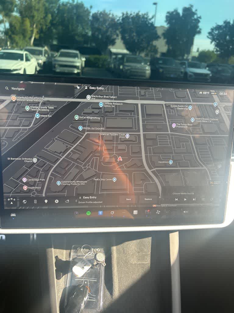 Thumbnail: 2022 Tesla Model S - 11