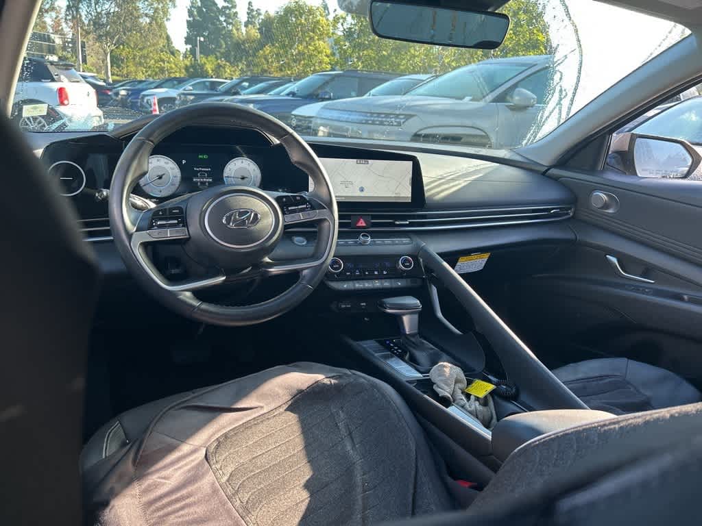 Thumbnail: 2023 Hyundai Elantra - 7