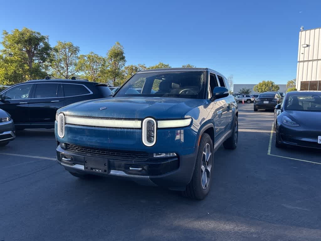 Thumbnail: 2023 Rivian R1S - 5