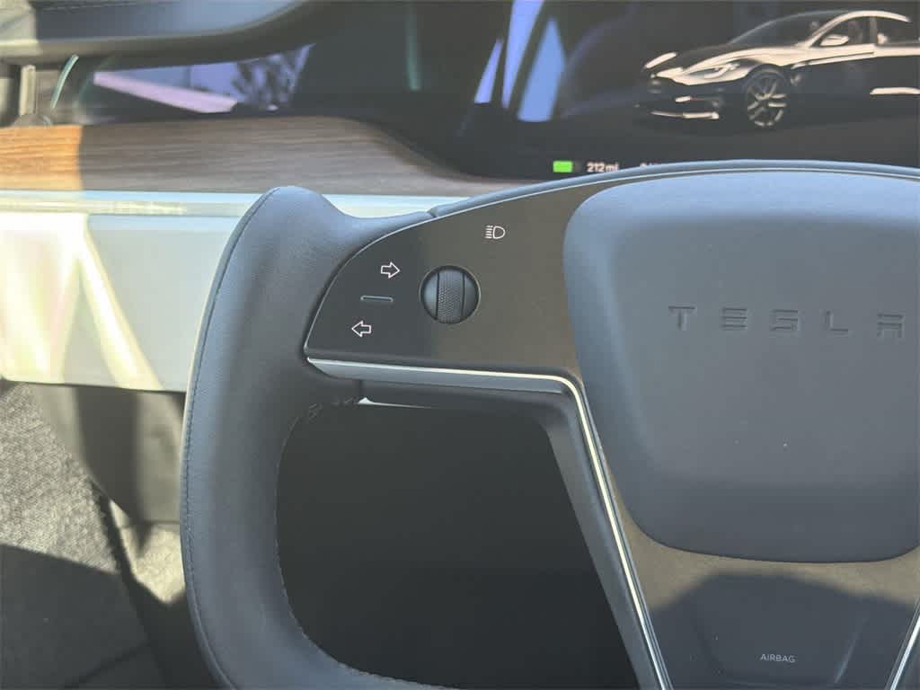 Thumbnail: 2022 Tesla Model S - 13