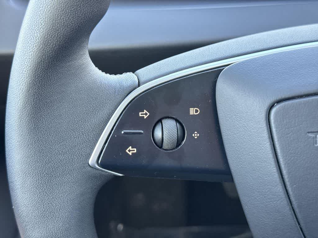 Thumbnail: 2025 Tesla Model 3 - 13