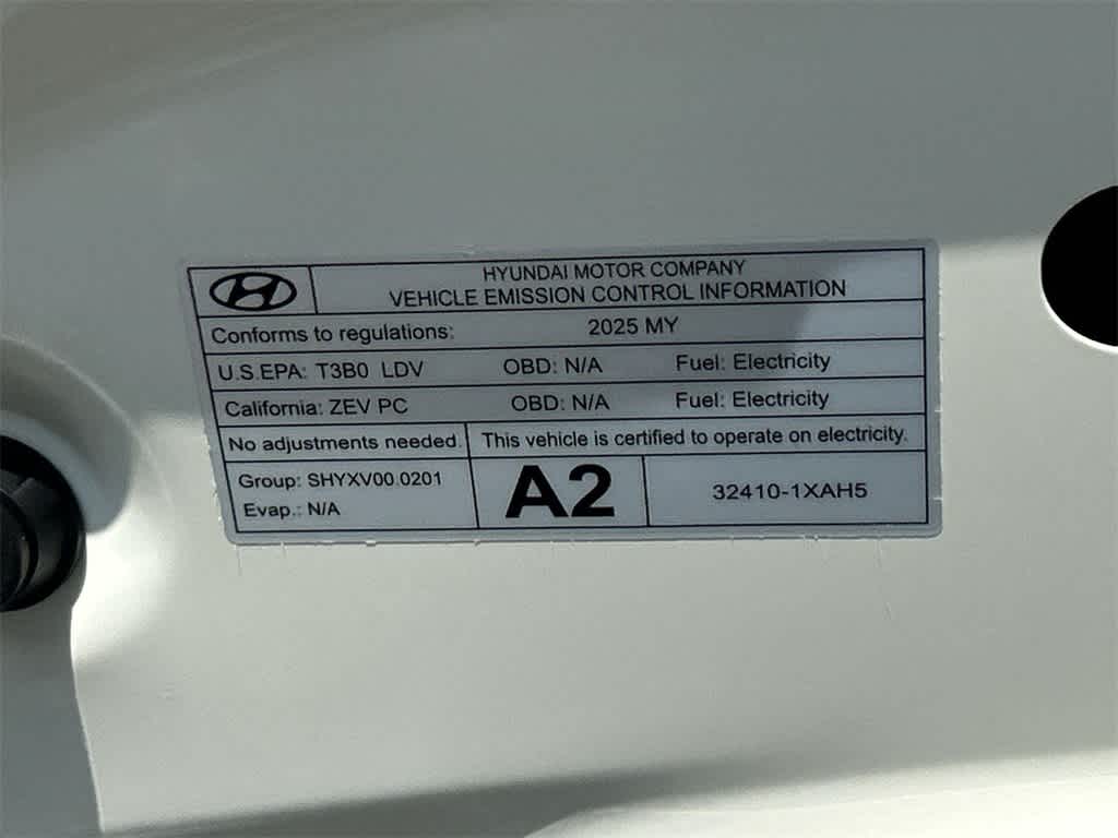 Thumbnail: 2025 Hyundai Ioniq 6 - 17