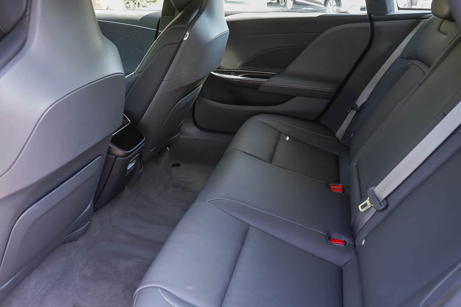 2024 Lucid Air Touring - Photo 9