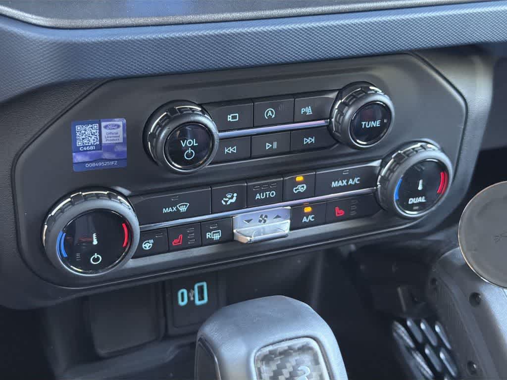 Thumbnail: 2022 Ford Bronco - 17