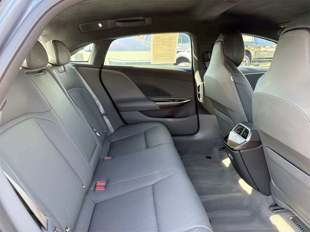 Thumbnail: 2024 Lucid Air - 32