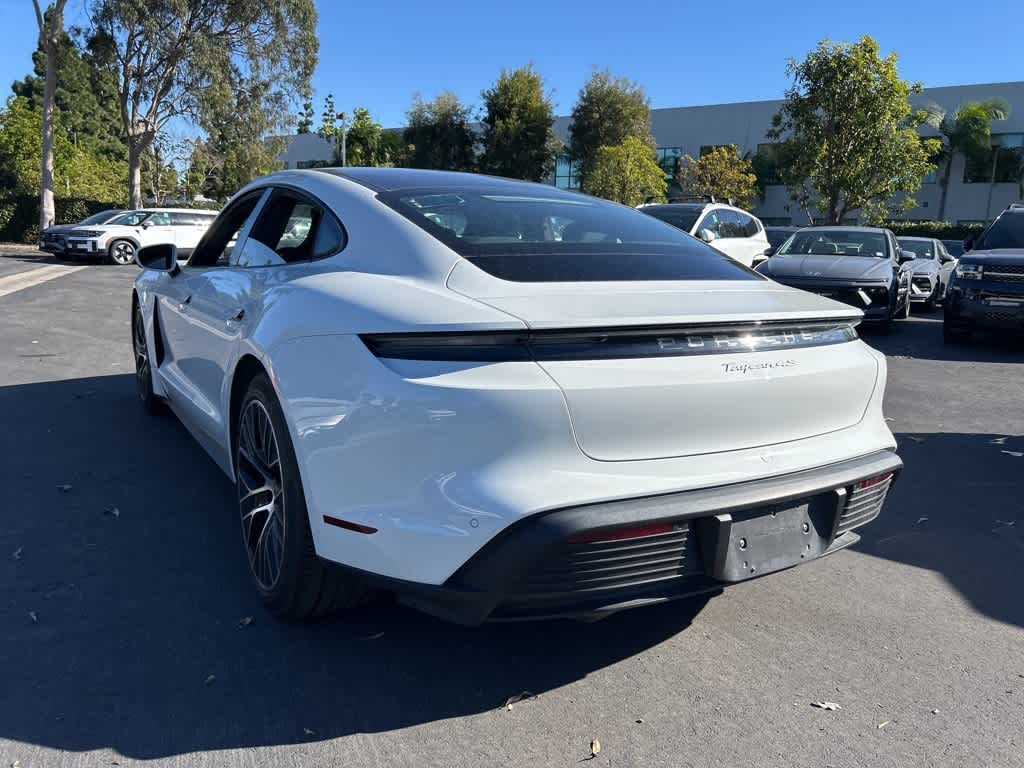 Thumbnail: 2022 Porsche Taycan - 4