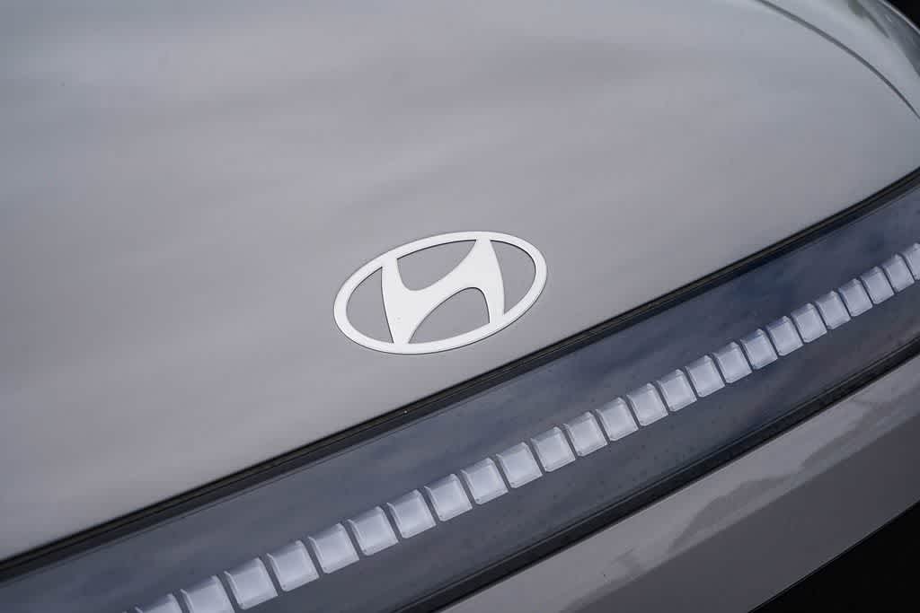 Thumbnail: 2026 Hyundai Ioniq - 11