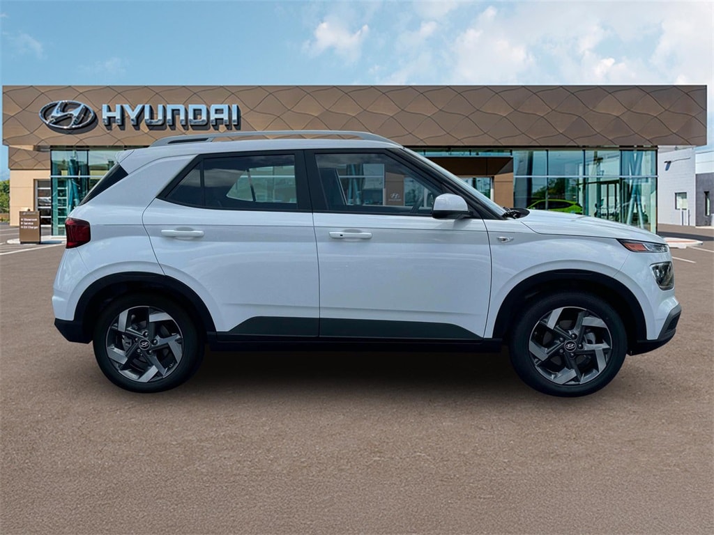 Thumbnail: 2025 Hyundai Venue - 9