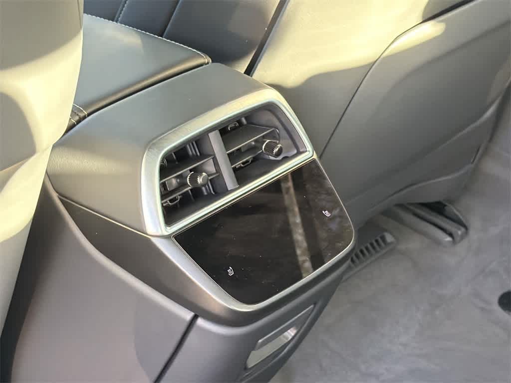 Thumbnail: 2024 Lucid Air - 30