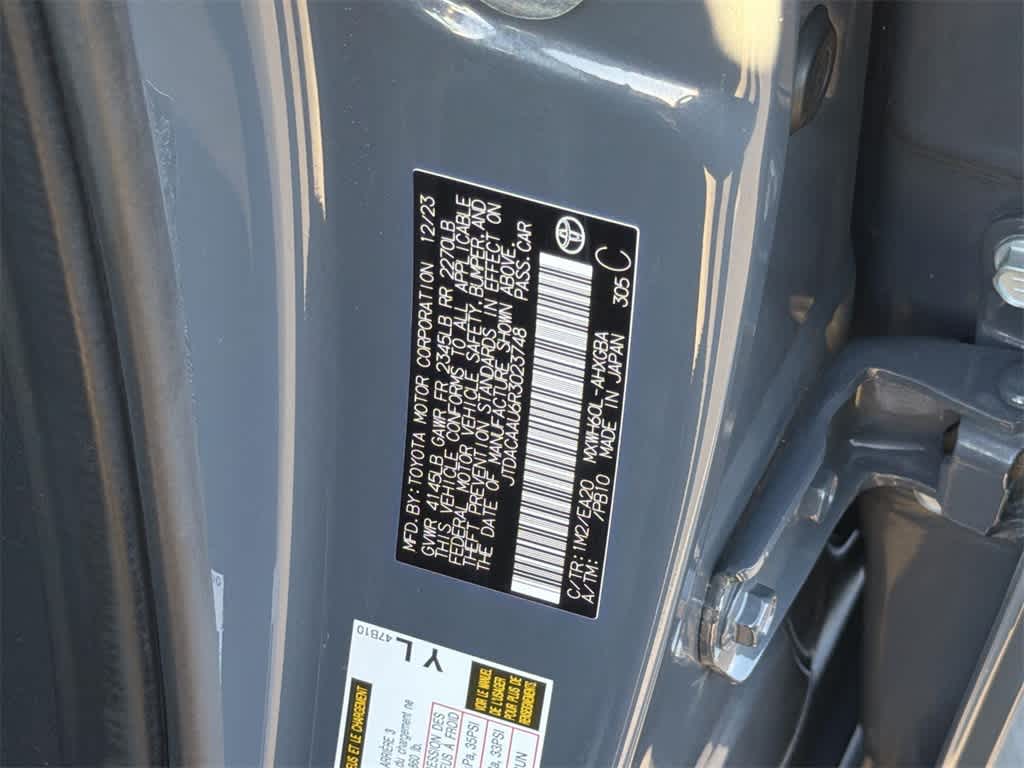 Thumbnail: 2024 Toyota Prius - 9