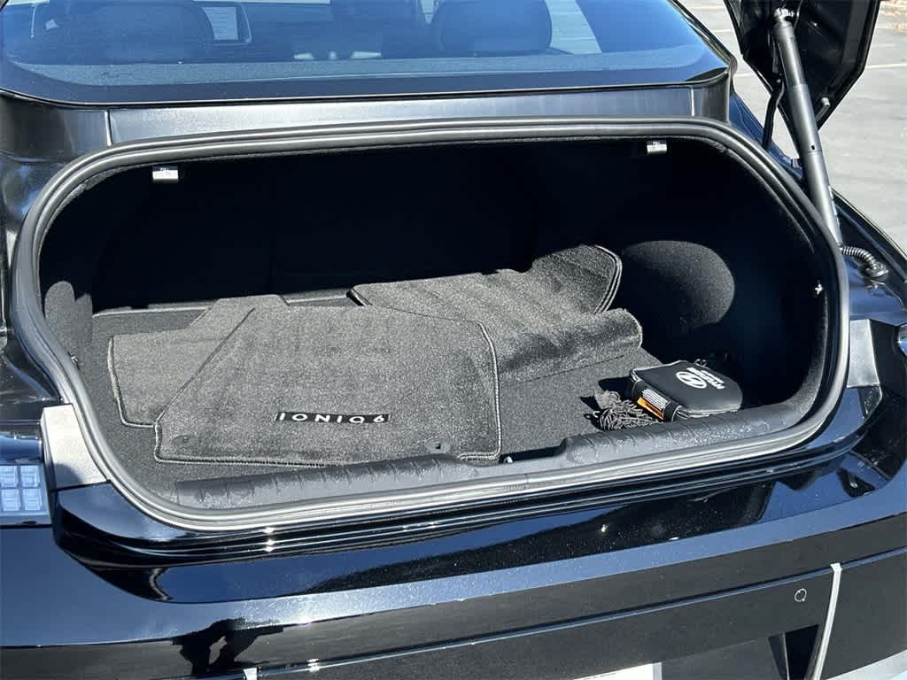 Thumbnail: 2025 Hyundai Ioniq 6 - 32