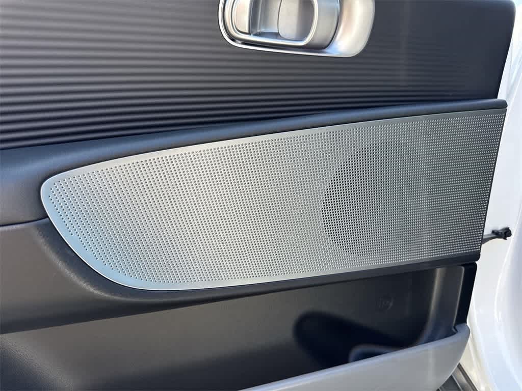 Thumbnail: 2025 Hyundai Ioniq 6 - 32