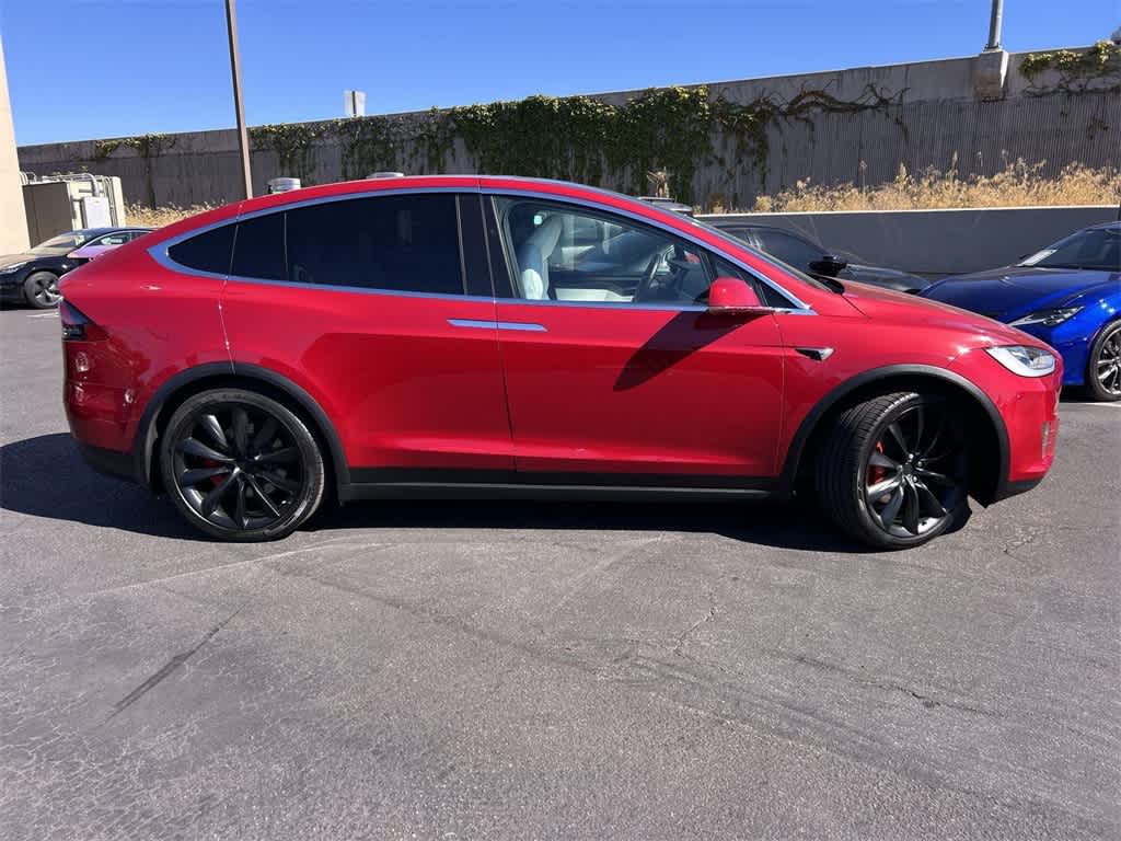 Thumbnail: 2021 Tesla Model X - 11