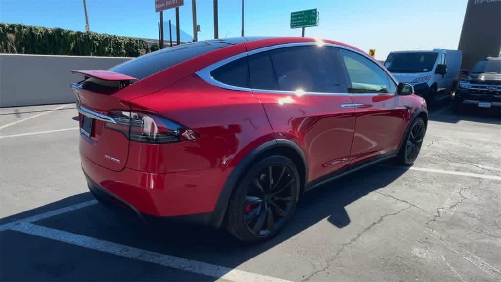 Thumbnail: 2021 Tesla Model X - 8