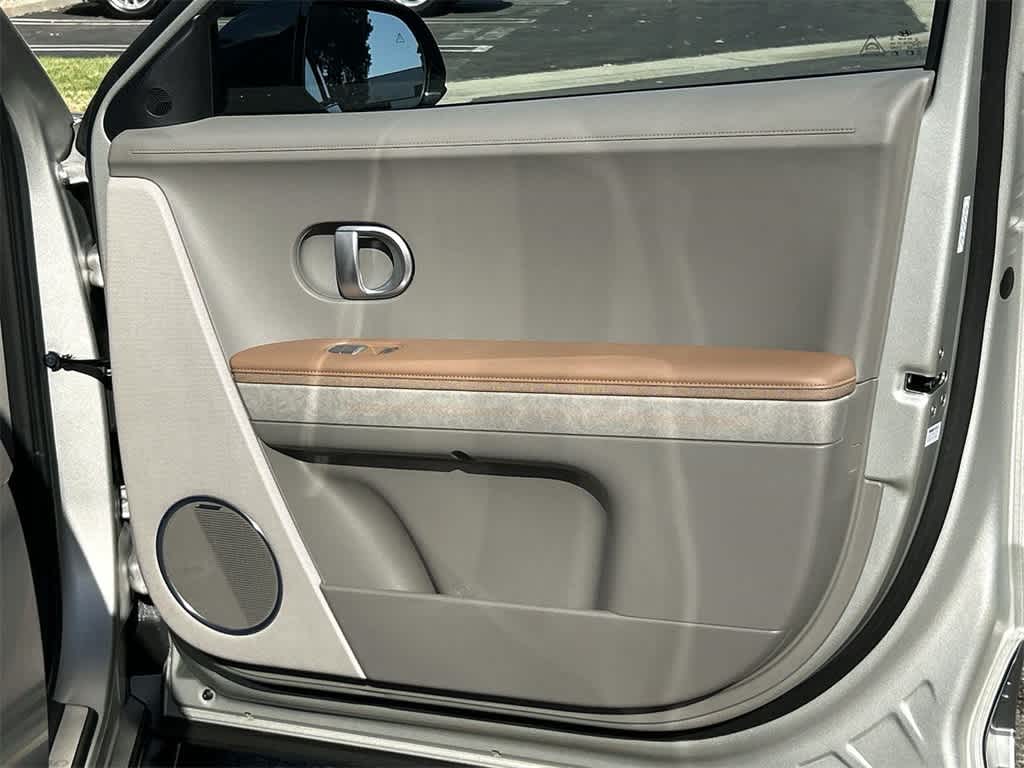 Thumbnail: 2024 Hyundai Ioniq 5 - 49