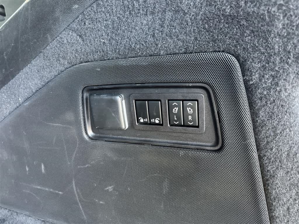 Thumbnail: 2023 Cadillac Escalade - 34