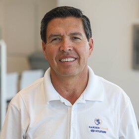 Staff member Antonio Perez from ID_2bf527