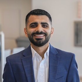 Staff member Ameer Mashhadani from ID_42c016