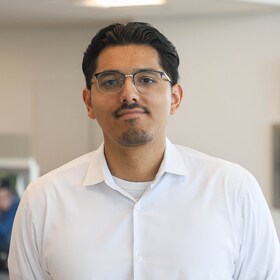 Staff member Carlos Gomez from ID_42c016