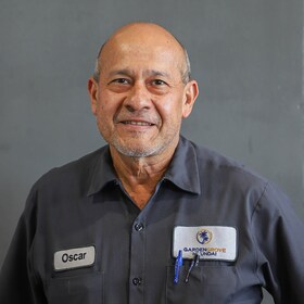 Staff member Oscar Benitez from ID_7ed2a2