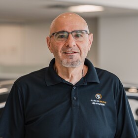 Staff member Leonard Arsanos from ID_7ed2a2