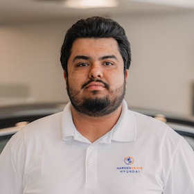 Staff member Joel Sanchez from ID_2bf527
