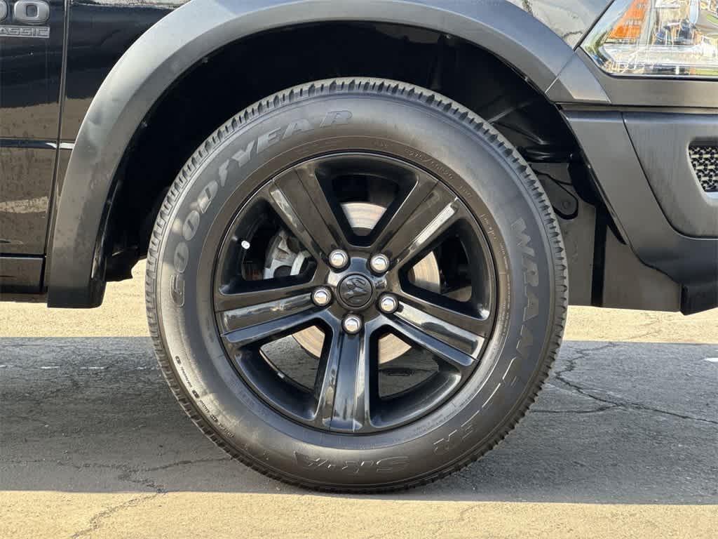 Thumbnail: 2024 RAM 1500 Classic - 42