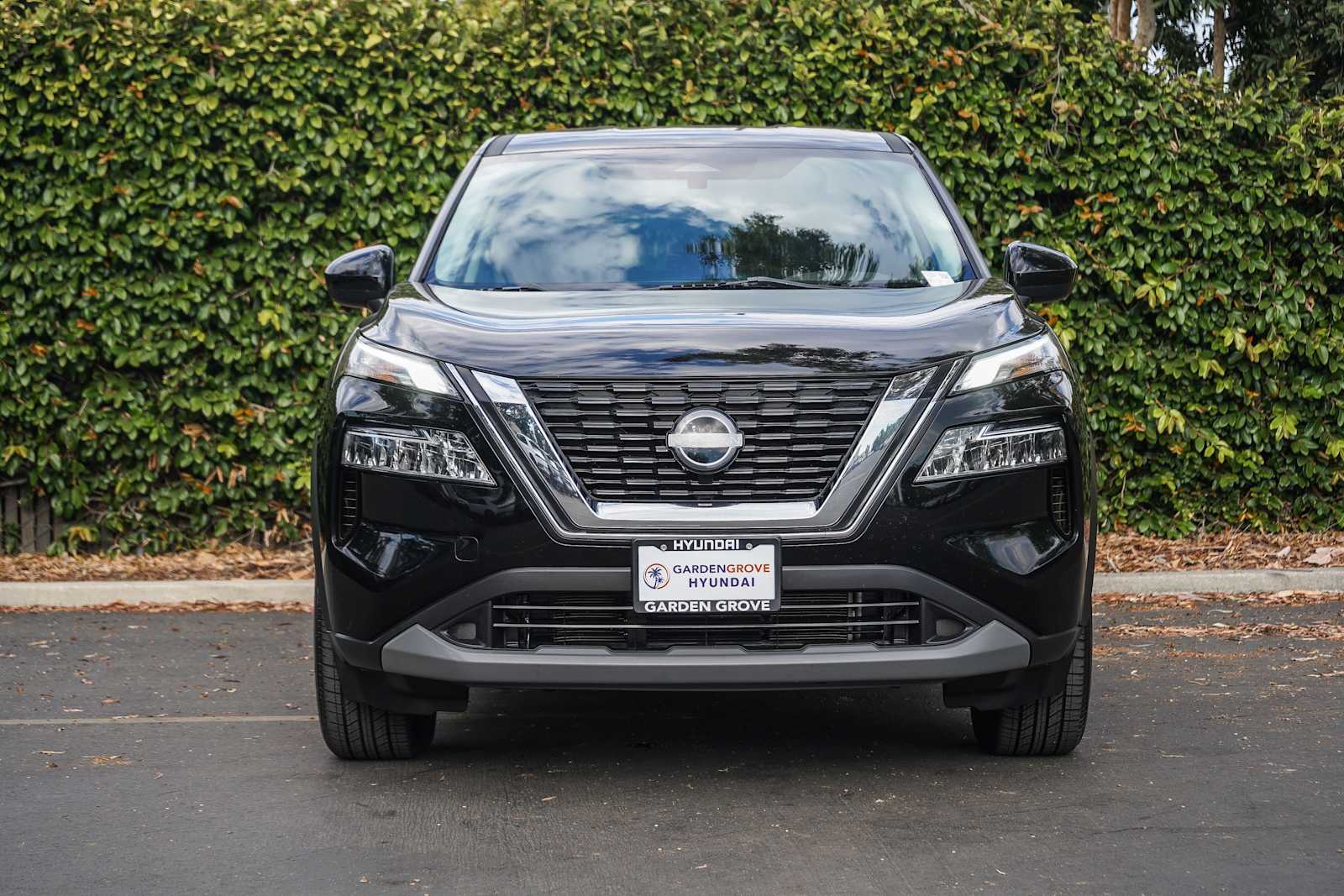 Used 2023 Nissan Rogue SV with VIN 5N1BT3BA7PC832091 for sale in Garden Grove, CA