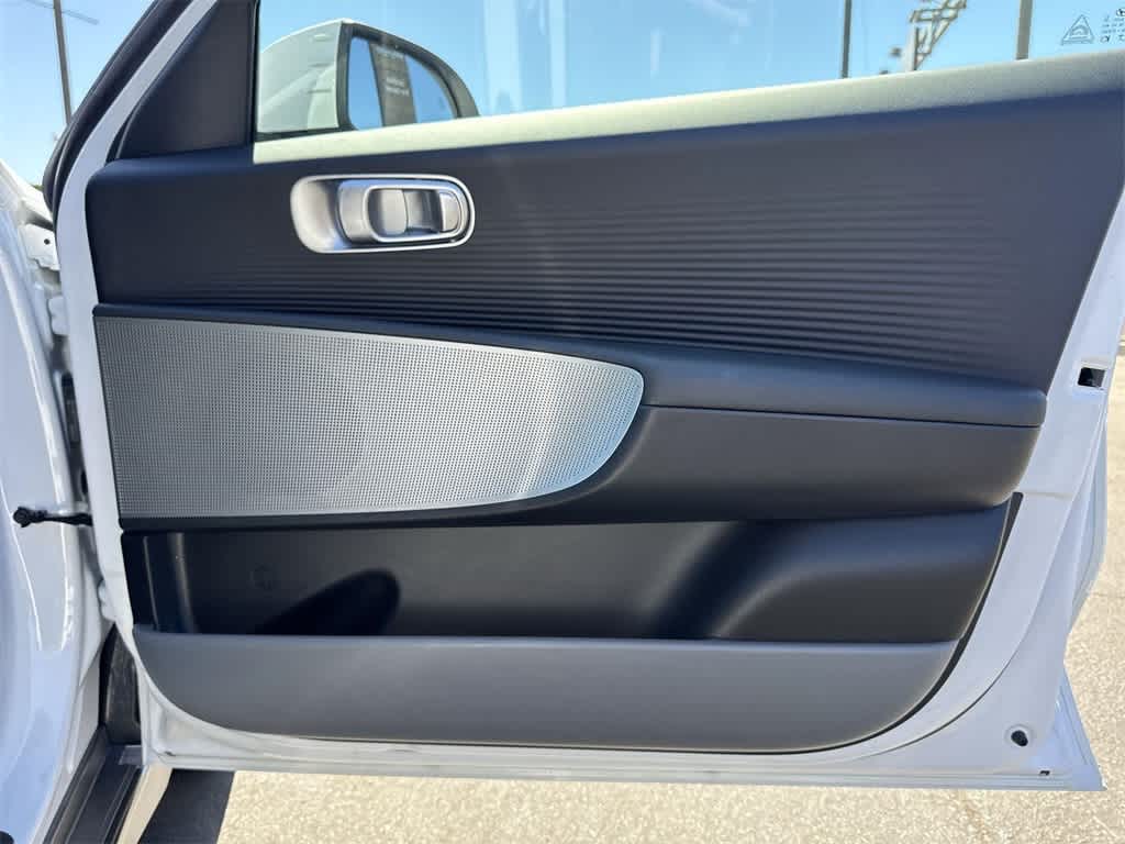 Thumbnail: 2025 Hyundai Ioniq 6 - 47