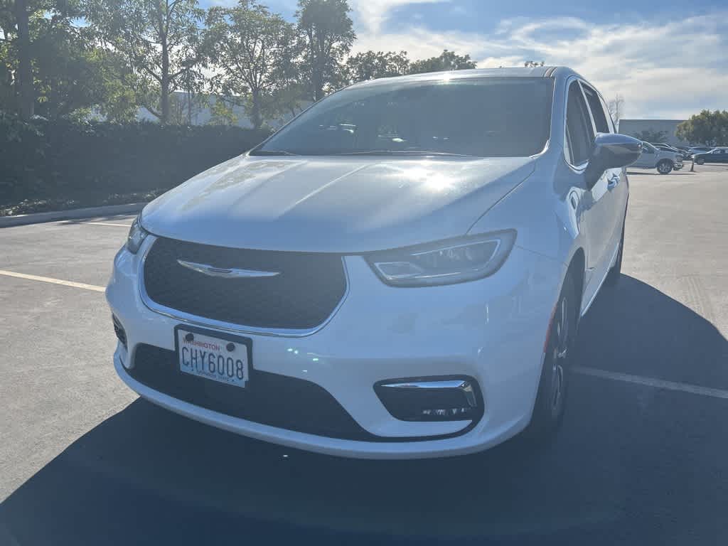 Thumbnail: 2023 Chrysler Pacifica - 5