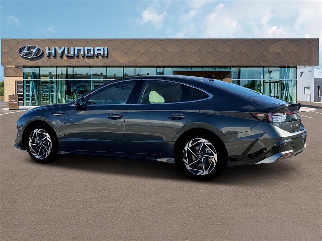 Thumbnail: 2025 Hyundai Sonata - 4