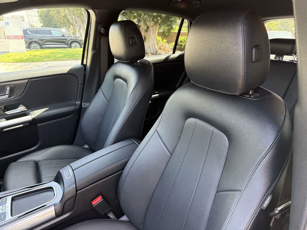 Thumbnail: 2025 Mercedes-Benz GLA - 26