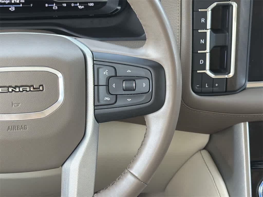 Thumbnail: 2023 GMC Yukon XL - 15