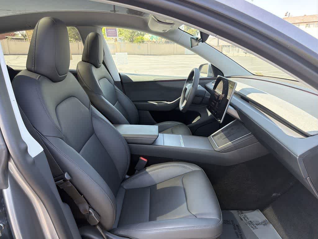 Thumbnail: 2026 Tesla Model Y - 42