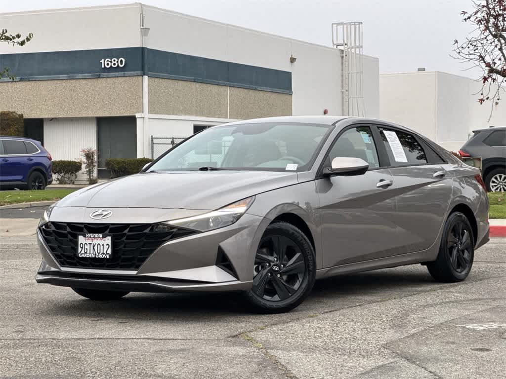 Thumbnail: 2023 Hyundai Elantra - 8