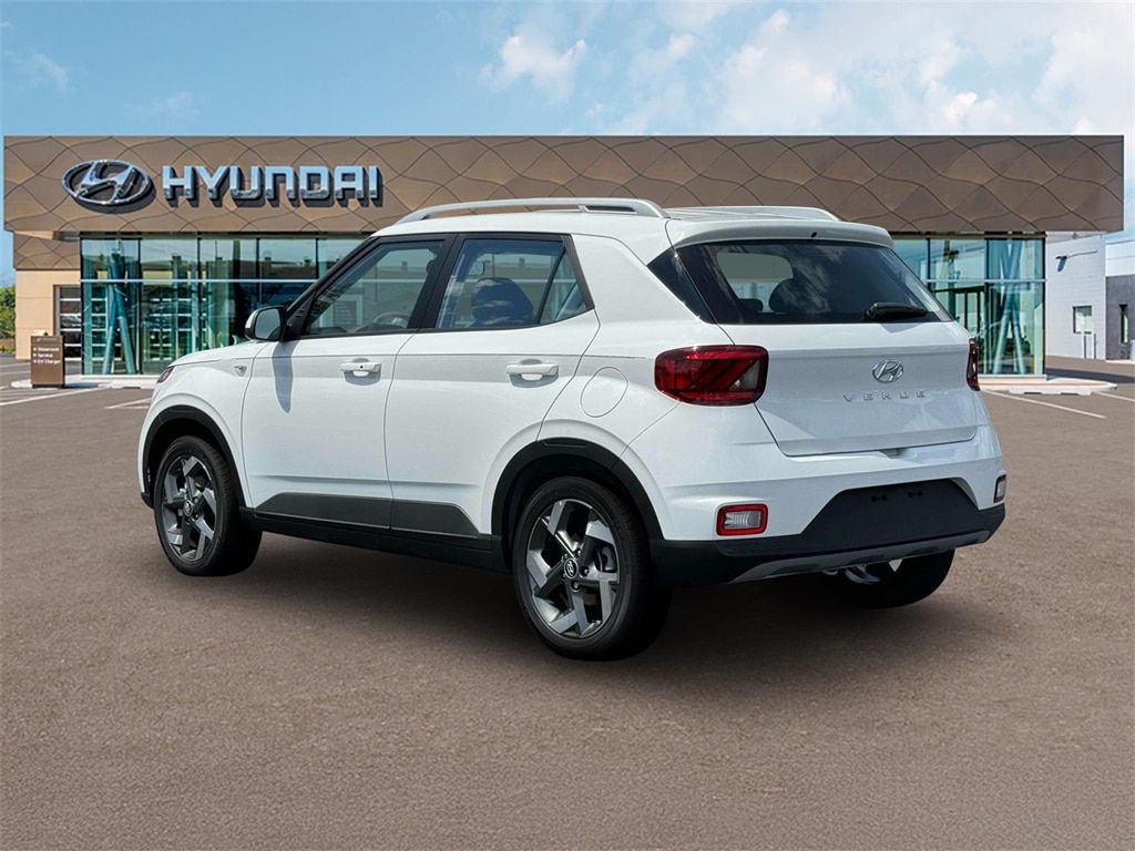 Thumbnail: 2025 Hyundai Venue - 5