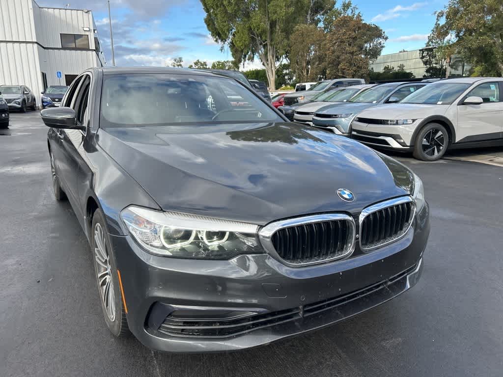 Thumbnail: 2020 BMW 5 Series - 1