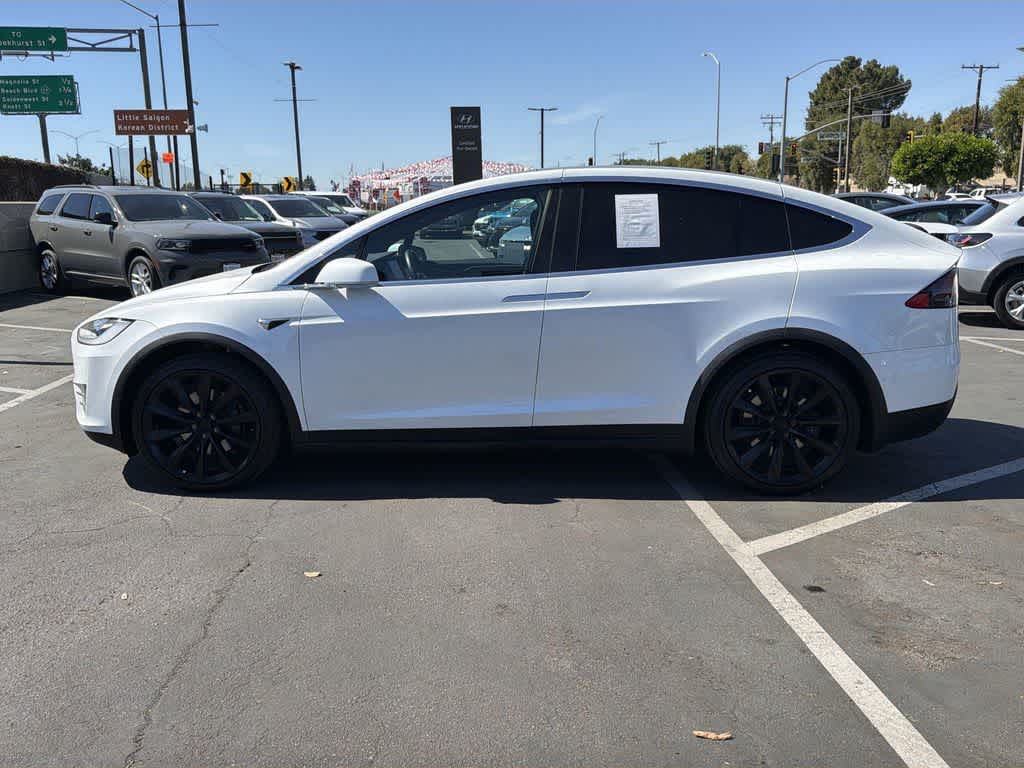 Thumbnail: 2020 Tesla Model X - 3